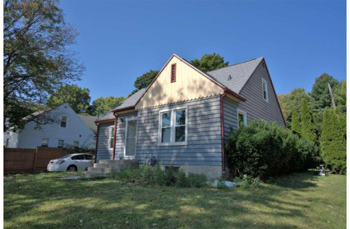 3326 E Washington Ave, Madison, WI 53704