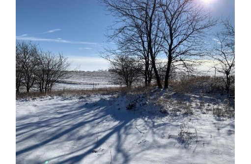 N6738 County Road J, Monticello, WI 53570