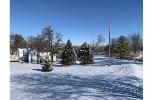 N6738 County Road J, Monticello, WI 53570