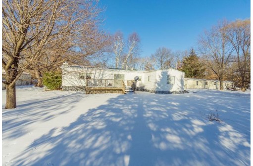 E10589 Joy Rd, Baraboo, WI 53913