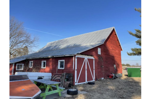 S2259 County Road A, Baraboo, WI 53913