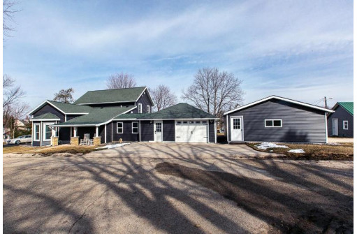 226 S Sidney St, Shullsburg, WI 53586