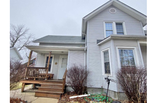 511 Cole St, Watertown, WI 53094