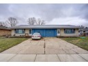 41-45 W Klubertanz Dr, Sun Prairie, WI 53590