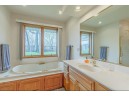 107 Oak Ridge Ct, Deerfield, WI 53531-9300