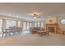 107 Oak Ridge Ct, Deerfield, WI 53531-9300