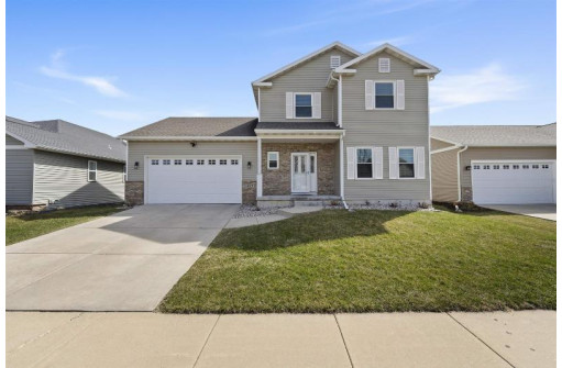 321 Covington Tr, Sun Prairie, WI 53590