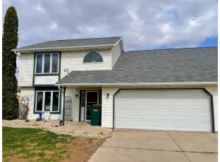 912 N Clover Ln A Cottage Grove, WI 53527