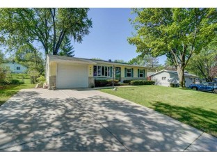 4613 Academy Dr Madison, WI 53716