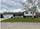 1305 S 13th St, Prairie Du Chien, WI 53821