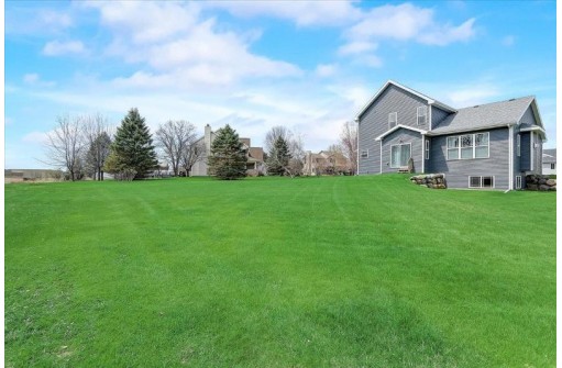 508 Meadowlark Ln, Portage, WI 53901