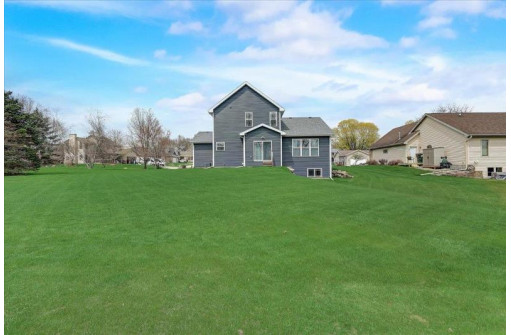 508 Meadowlark Ln, Portage, WI 53901