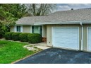 418-420 N Wuthering Hills Dr, Janesville, WI 53545