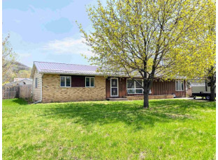 314 S State St Prairie Du Chien, WI 53821