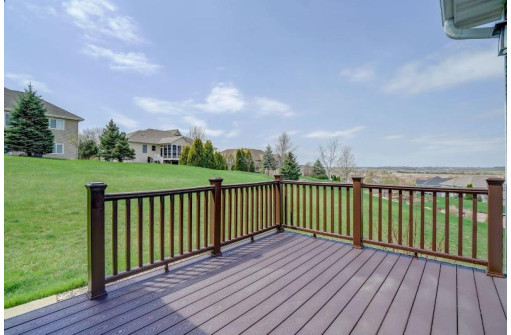 604 Boulder Tr, Waunakee, WI 53597