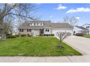 699 Ridge View Ln Oregon, WI 53575