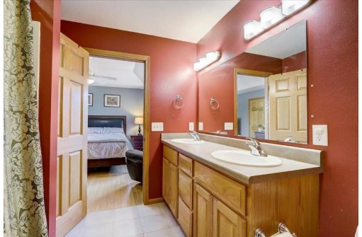 2853 Interlaken Pass, Madison, WI 53719