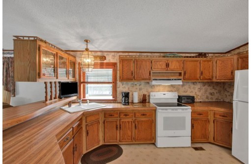 515 Feather Tr, Nekoosa, WI 54457