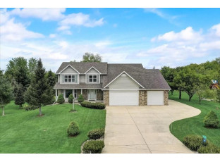 6348 Irving Dr Sun Prairie, WI 53590