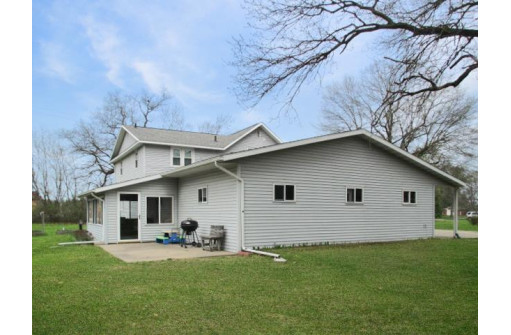 705 Maple St, Necedah, WI 54646