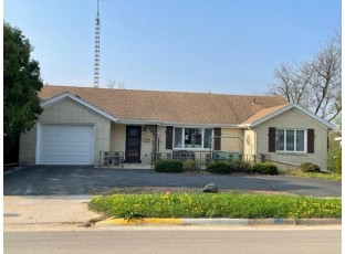 1412 10th St Monroe, WI 53566