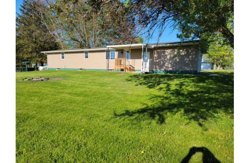 291 Mill St, La Valle, WI 53941-0000