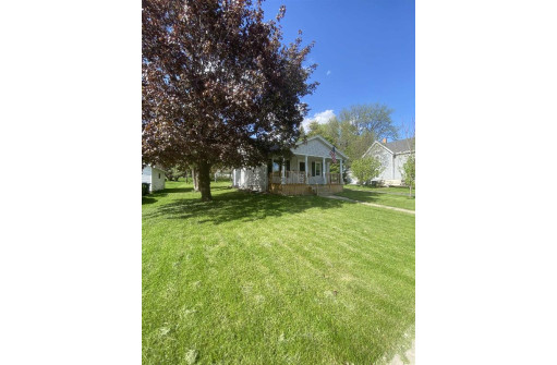 428 Eagle St, Ripon, WI 54971