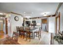 6630 Parkway Dr, Sun Prairie, WI 53590