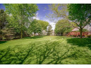 6630 Parkway Dr, Sun Prairie, WI 53590