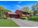 14 E Spyglass Ct, Madison, WI 53717