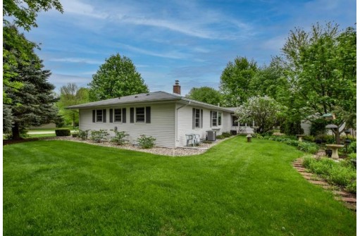 3155 Giehler Dr, Stoughton, WI 53589