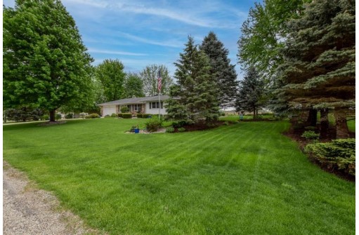 3155 Giehler Dr, Stoughton, WI 53589