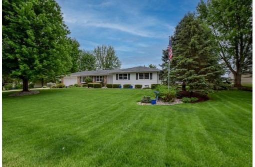 3155 Giehler Dr, Stoughton, WI 53589