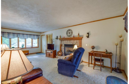 3155 Giehler Dr, Stoughton, WI 53589