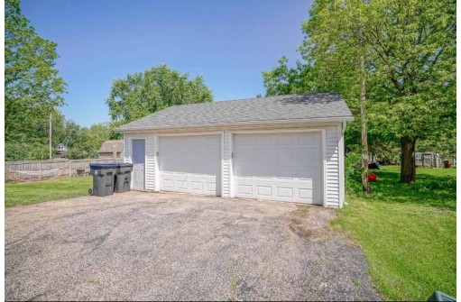 4378 Windsor Rd, Windsor, WI 53598