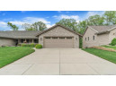 2389 Oakbrook Ct, Janesville, WI 53548