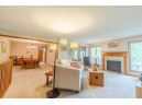 1164 Dolan Dr, Sun Prairie, WI 53590