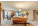 1164 Dolan Dr, Sun Prairie, WI 53590