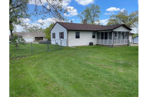 3408 E Rotamer Rd, Janesville, WI 53546