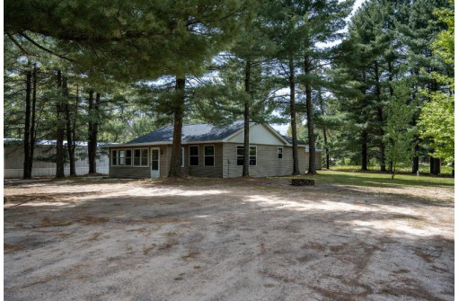 N8965 Deer Path Rd, New Lisbon, WI 53950