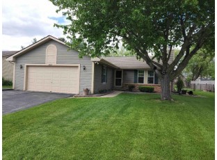 4521 E Hearthstone Dr Janesville, WI 53546