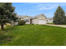 812 Brookstone Crest, Mount Horeb, WI 53572