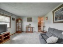 1295 Grandview Ct, Sun Prairie, WI 53590