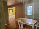 869 E Daffodil Ln, Beloit, WI 53511