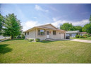 958 E Prospect St, Lake Mills, WI 53551-1214