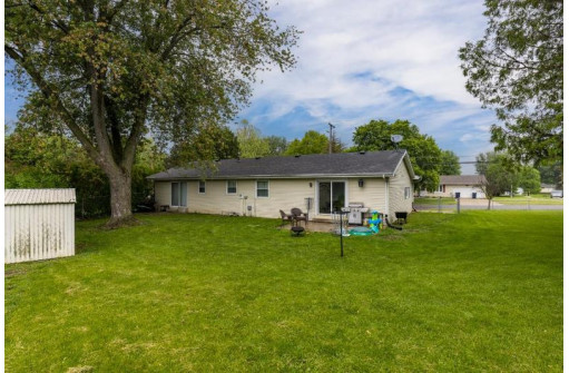 1921 W State St, Janesville, WI 53546