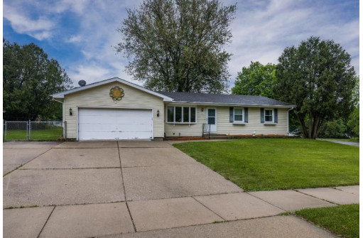 1921 W State St, Janesville, WI 53546