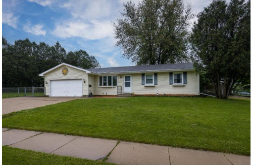 1921 W State St, Janesville, WI 53546