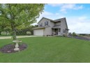 1429 Bea Ann Dr, Dodgeville, WI 53533