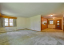 2217 Mayflower Dr, Middleton, WI 53562